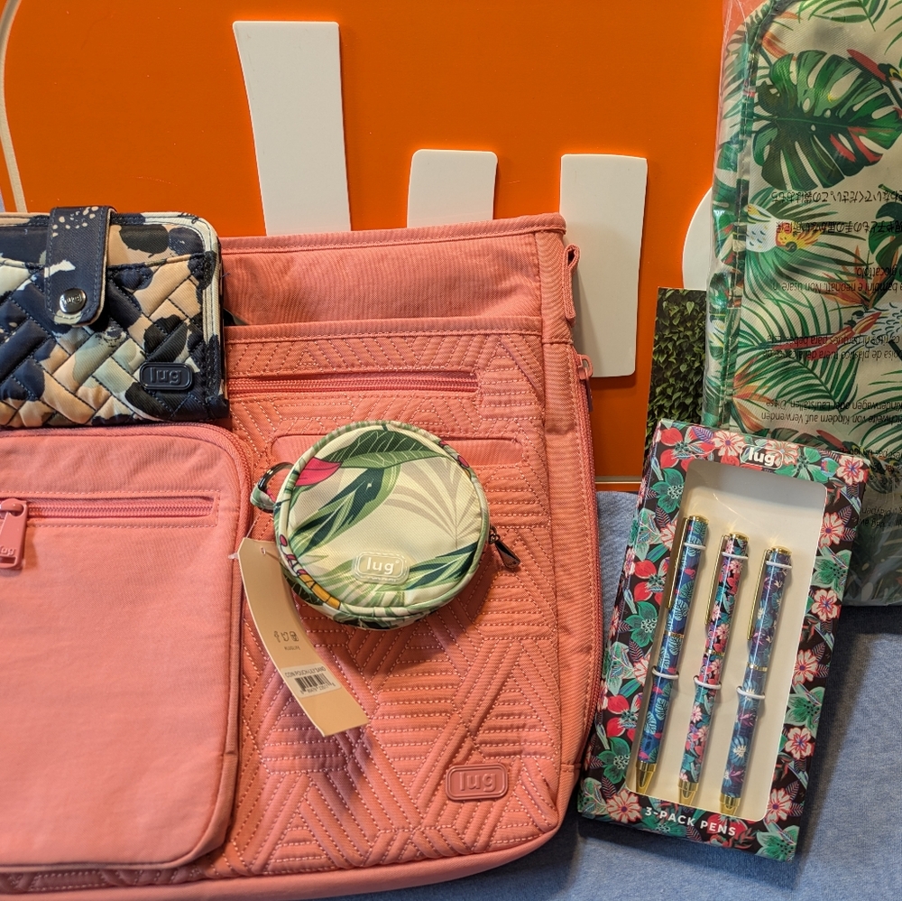 Lug Lot, 5 Items Plus a Gift